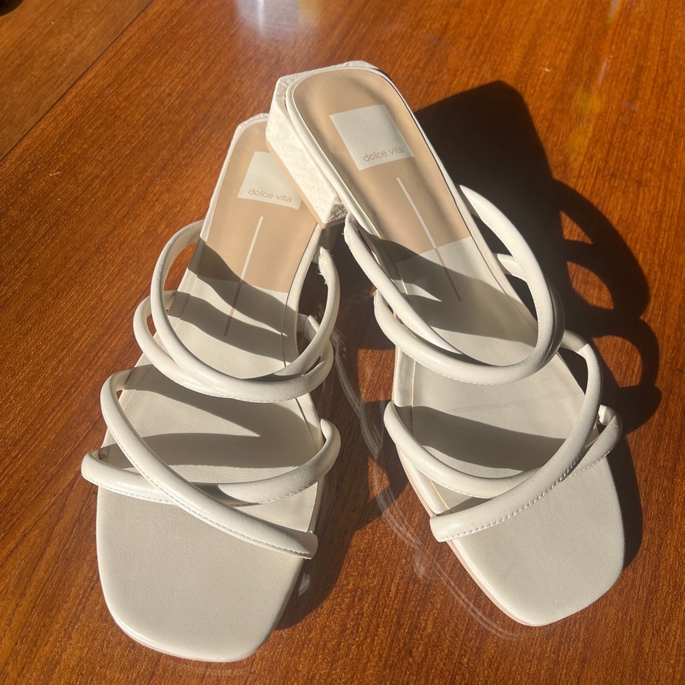 Dolce Vita Ivory Haize Sandals